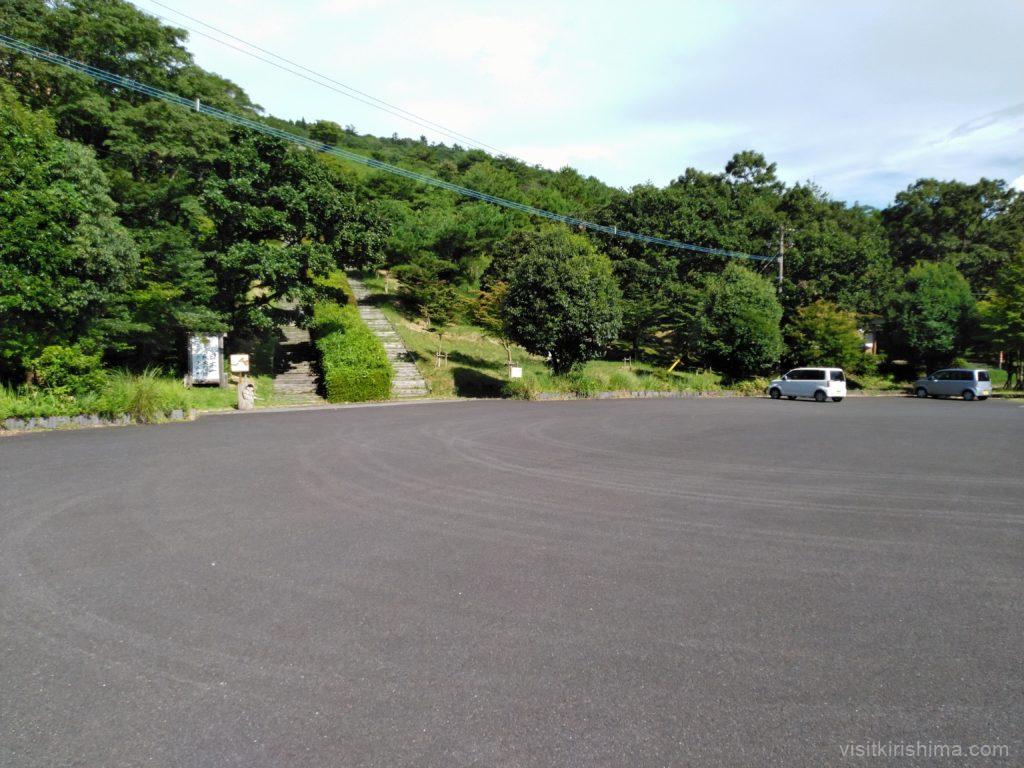 日本一の枕木階段 駐車スペース